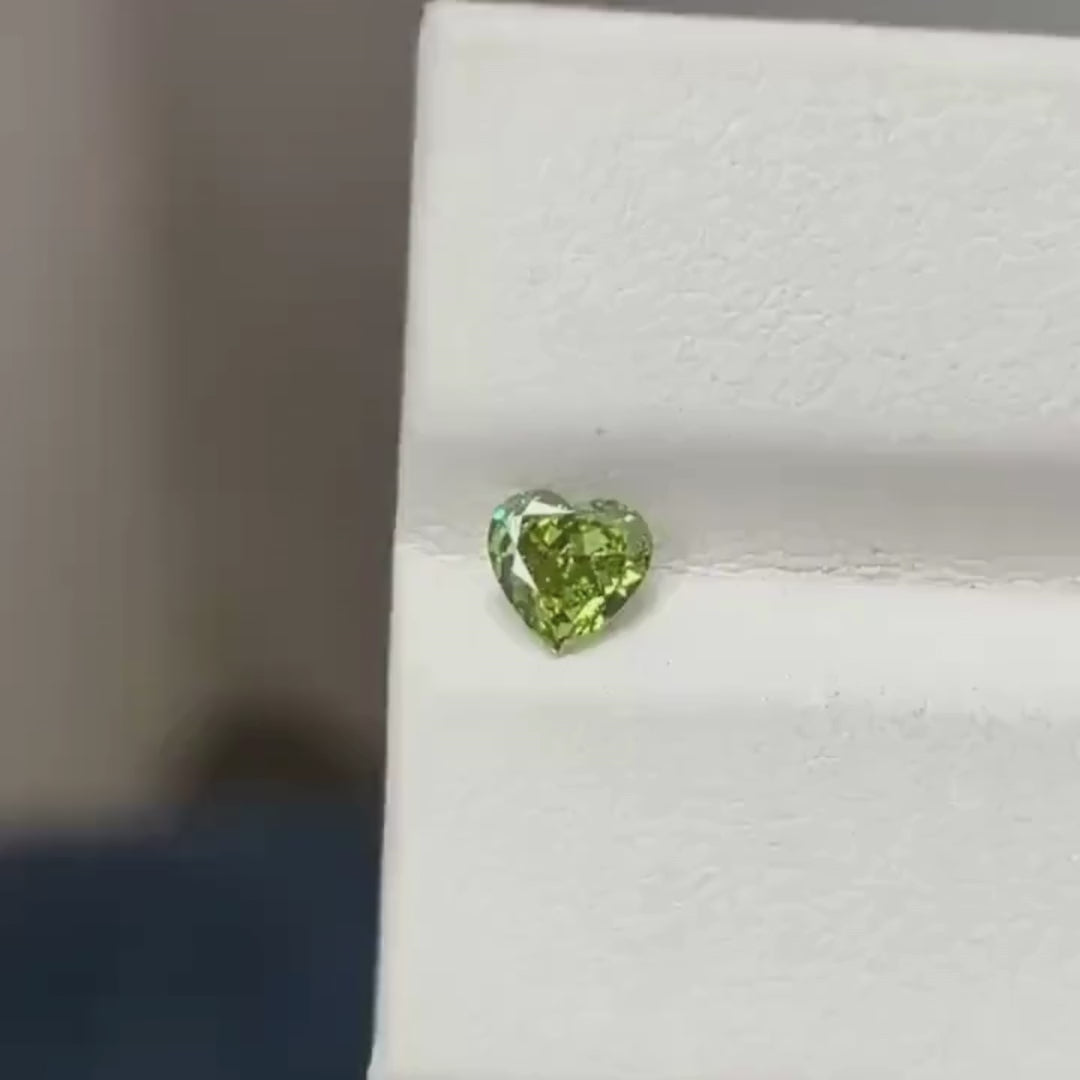 1 To 5 CT Green Heart Shape Lab Grown Diamond | Fancy Green Heart Cut CVD Diamond – Pooja Diamond