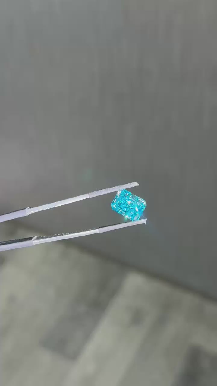 1 To 5 Ct Radiant Cut Fancy Vivid Blue Colour IGI Certified Lab Grown Diamond Vvs/Vs Loose Diamond Ring